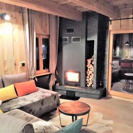 Les Duplex Apartment