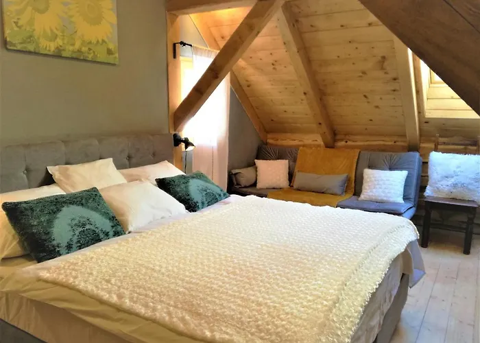 Les Duplex كْرانْيِسكا غورا